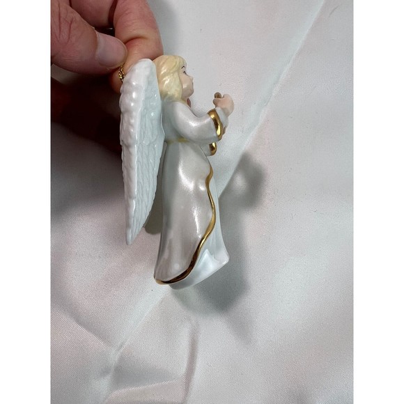 Holiday Home Accents Porcelain Angel Ornaments with Gold Accents (set of 5) - Picture 3 of 10